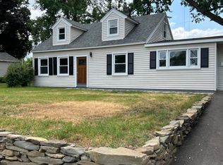 1009 Wayne Rd, Schenectady, NY 12303