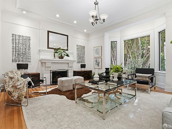 2nd image of 1760 Pacific Ave APT 4