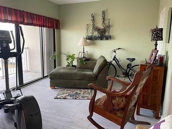 4th image of 7700 Seawall Blvd APT 202