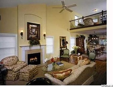 3rd image of 23 Bristol Ln
