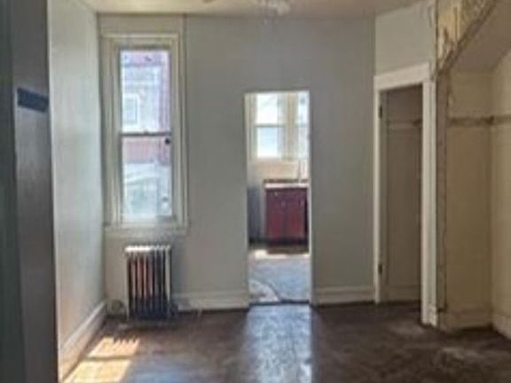 2nd image of 4759 Whitaker Ave