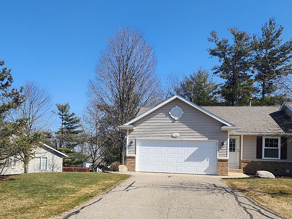 2nd image of 246 Timber Creek Cir NW