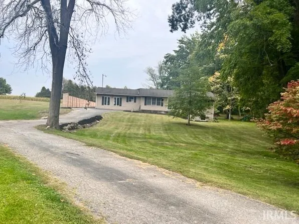 10270 E State Road 18, Galveston, IN 46932