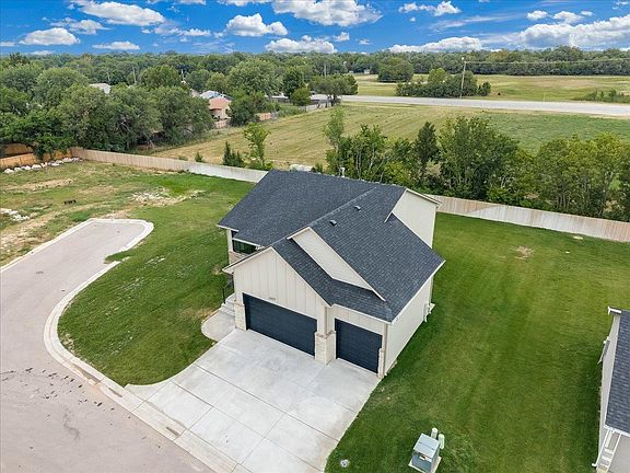 3rd image of 12025 W Cornelison Ct