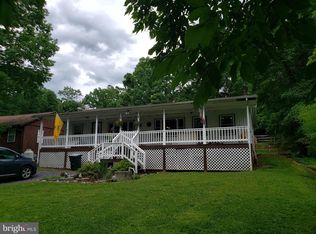 14 Old Bridge Rd, Harpers Ferry, WV 25425