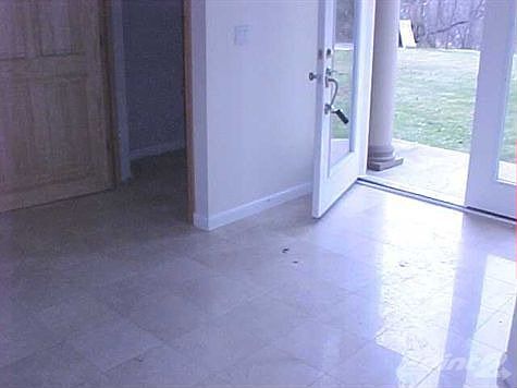 5th image of 29111 Wildbrook Dr