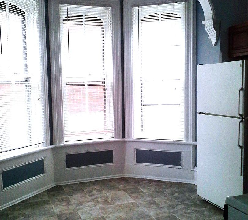 1st image of 115 S Fairview St APT 3
