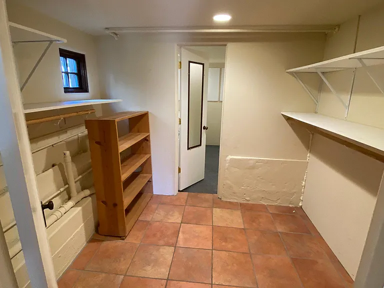 449 Florence Ave — Photo 20