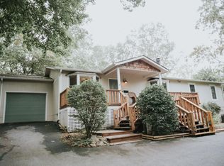 165 Memorial Park Dr, Black Mountain, NC 28711