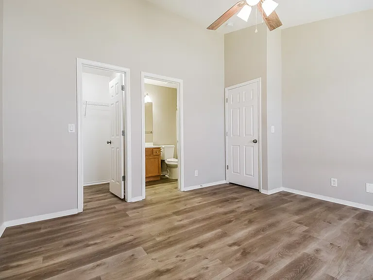 3406 W Luge Ln — Photo 9