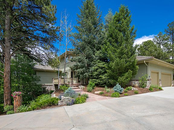 3rd image of 394 Castle Pines Dr S