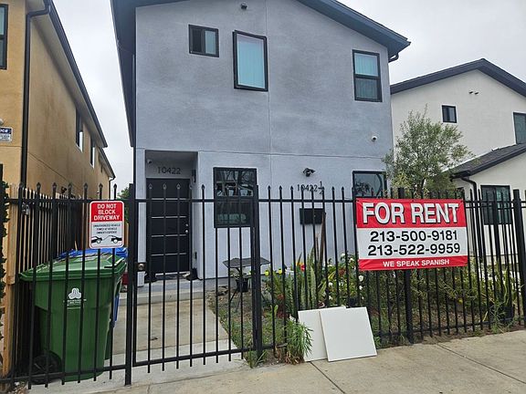 2nd image of 10422 1/2 Graham Ave