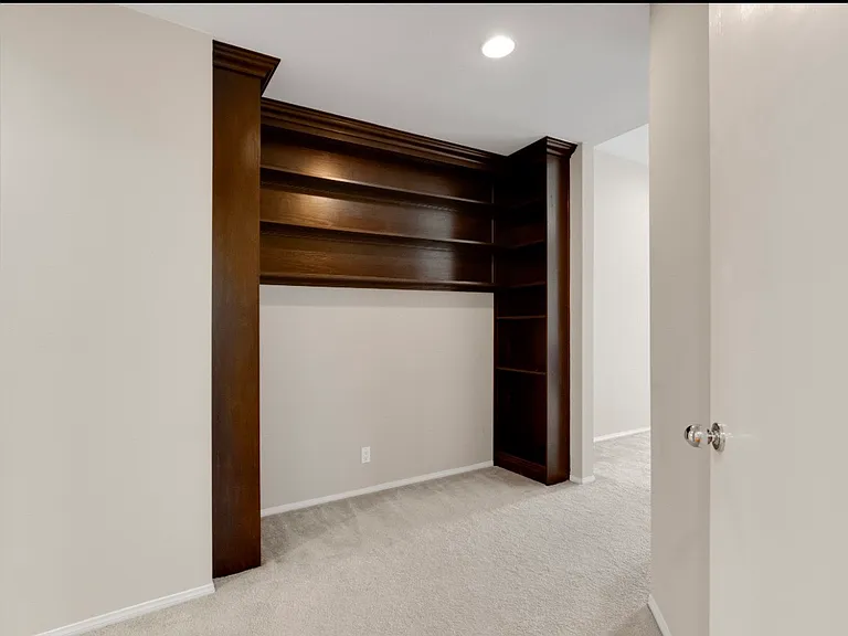 11628 Montana Ave #207 — Photo 22