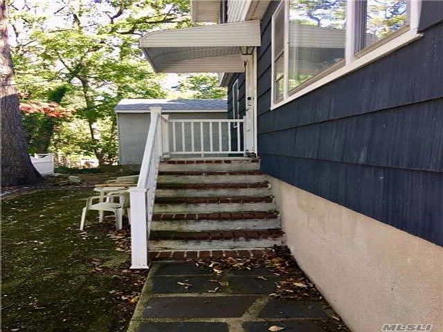 1st image of 7 Dickinson Ave
