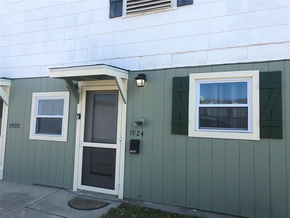 1st image of 1924 24th St