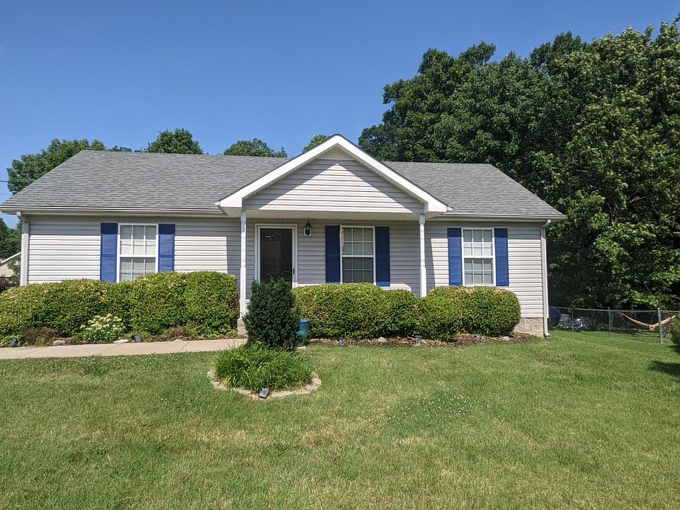 1st image of 476 Caney Ln