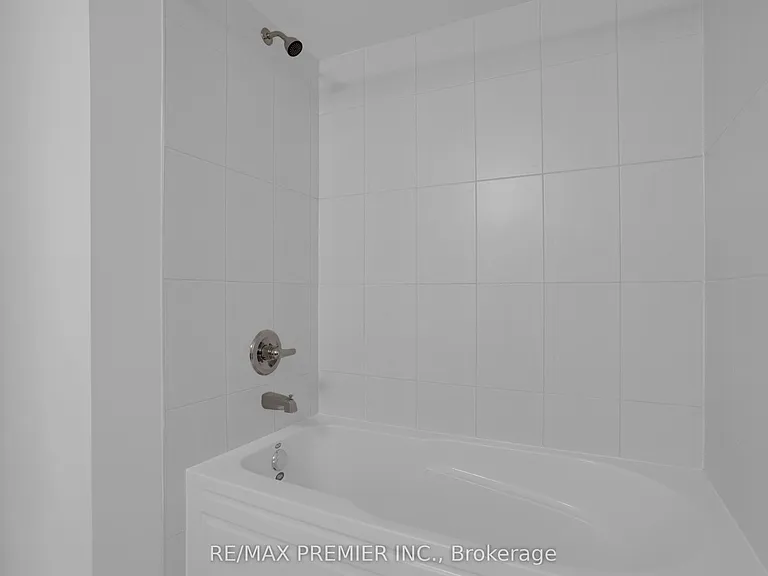 23 Gilbert Wright Ave — Photo 37