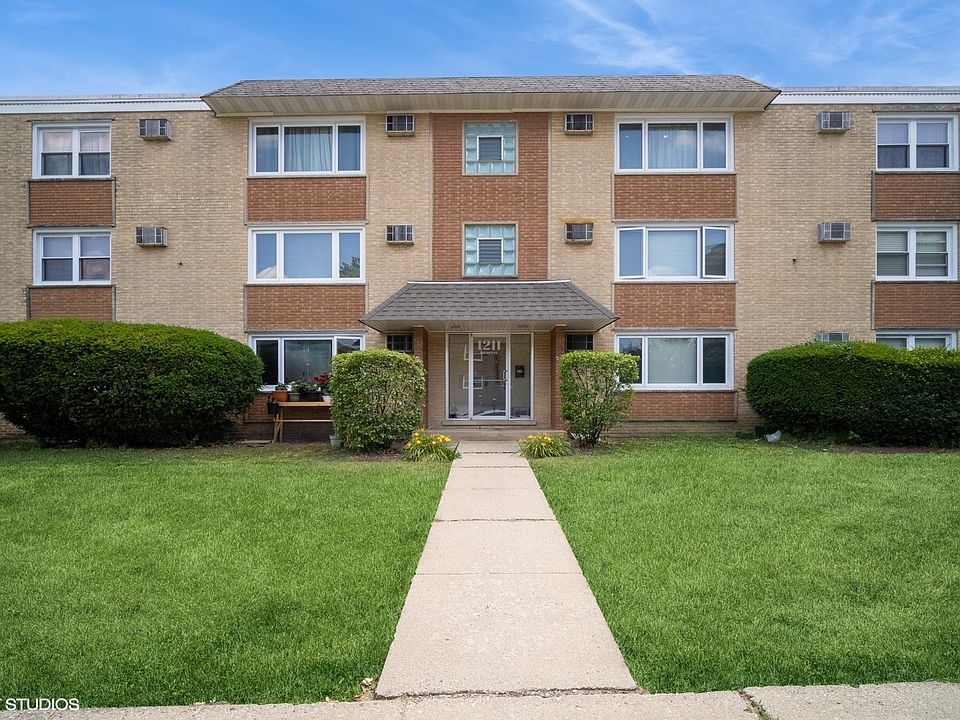 1st image of 1211 Brown St APT 3B