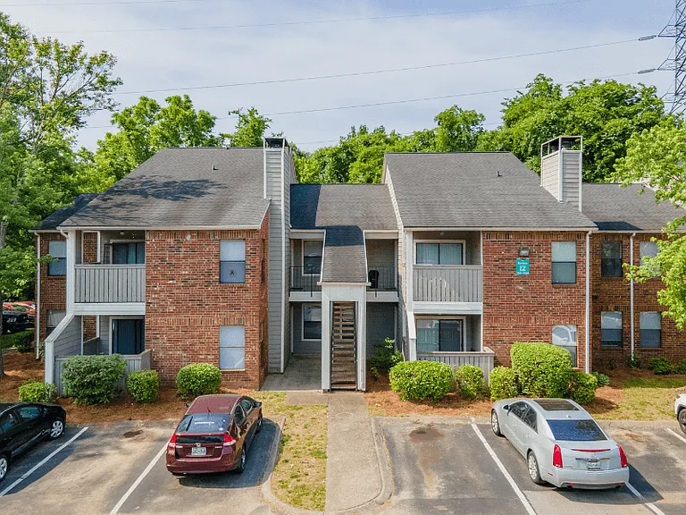 Creekstone Apartments — Photo 16