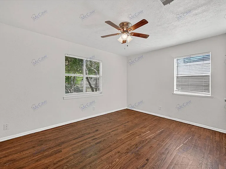 2848 Beasley Dr — Photo 8