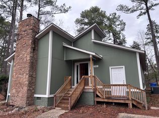 5590 Bellflower St, Fayetteville, NC 28314