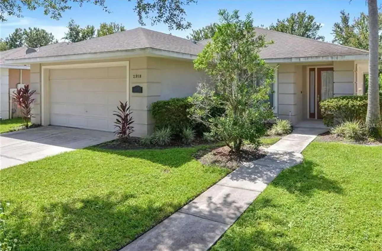 4 bed, 1701 sqft, $2,295 — Photo 1