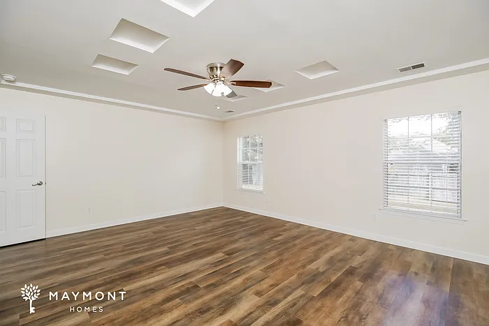 324 Cohen Cir — Photo 9