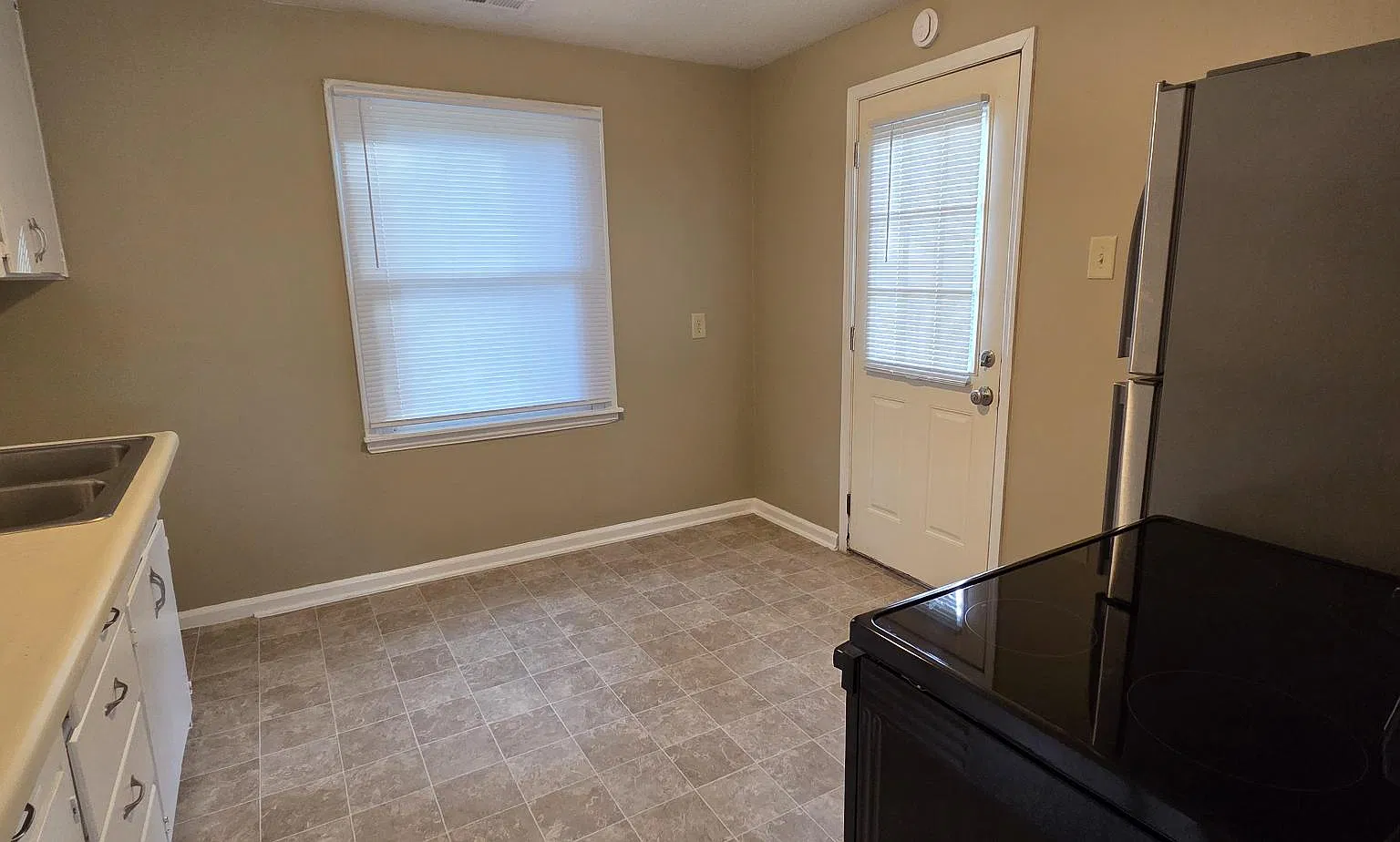2 bed, 676 sqft, $825 — Photo 4