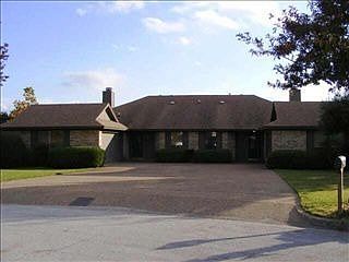 5th image of 4517 Tall Meadow Ln