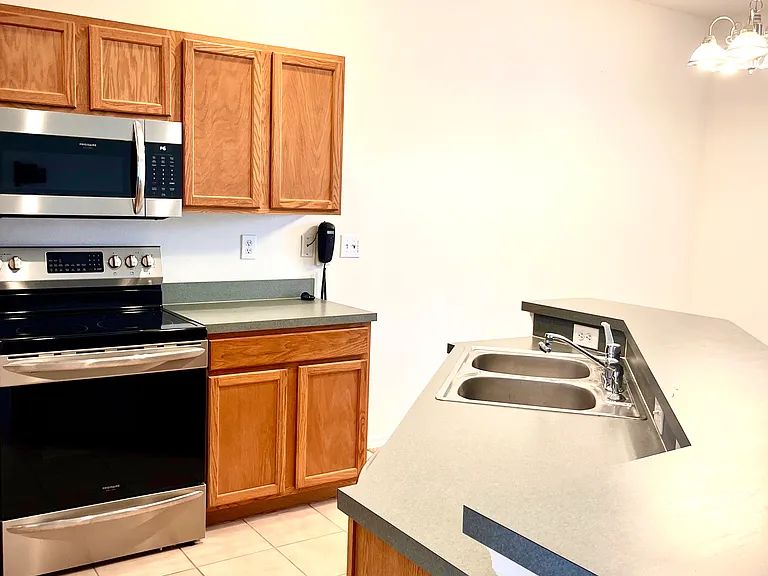 3934 Yellowstone Cir — Photo 16
