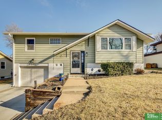 7305 S 50th St, Bellevue, NE 68157