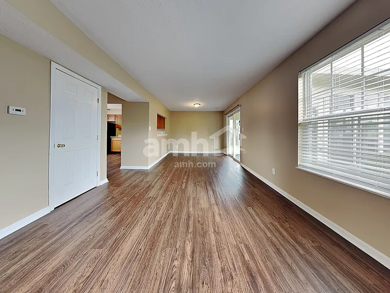 936 Hathaway Dr — Photo 8