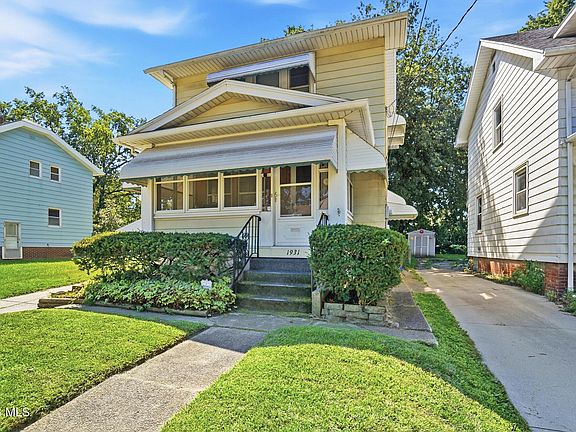 3rd image of 1931 Mansfield Rd