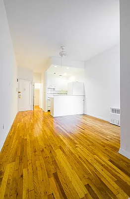 Rented by Keller Williams NYC | media 16