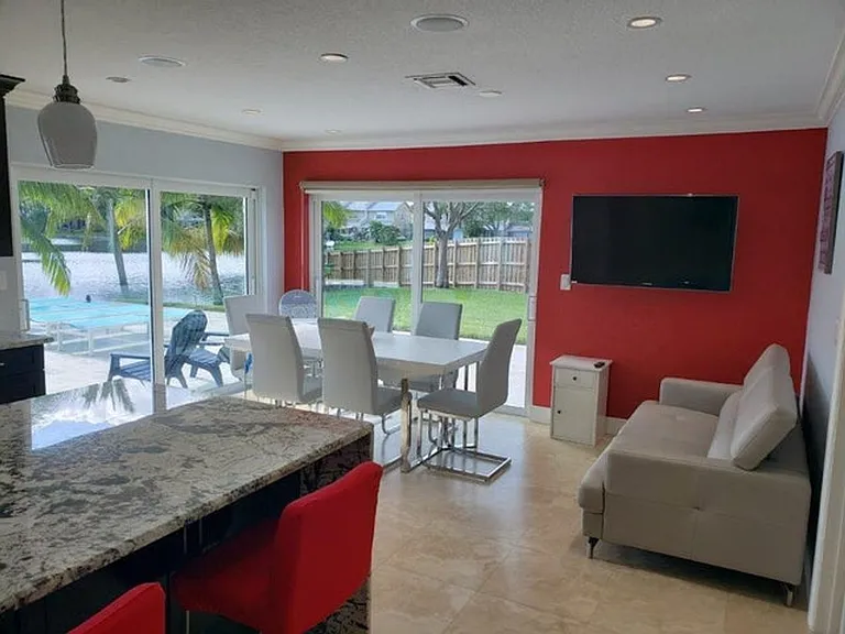 801 NW 49th Way — Photo 4