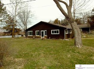 36518 Two Gates Dr, Louisville, NE 68037