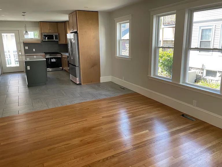 14 White St #1 — Photo 14
