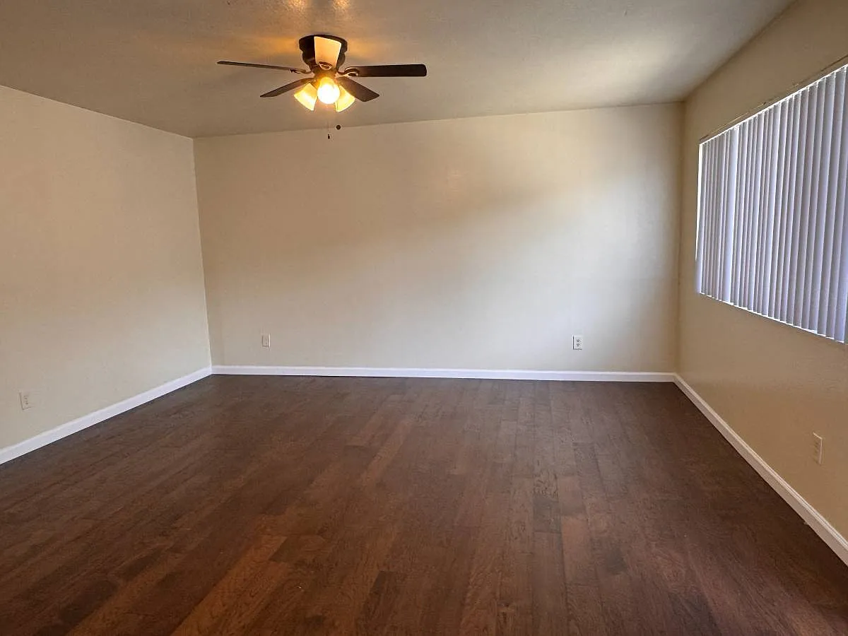 2 bed, 875 sqft, $2,495 — Photo 4