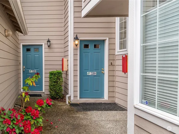 7219 NE 171st Lane, Kenmore, WA 98028