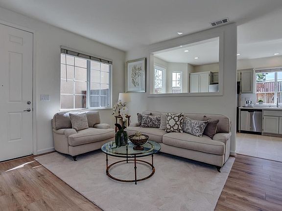 4th image of 2206 Esperanca Ave