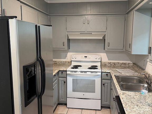 4th image of 4923 Geddes Ave