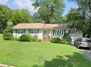 17 Jefferson Pl, Montvale, NJ 07645
