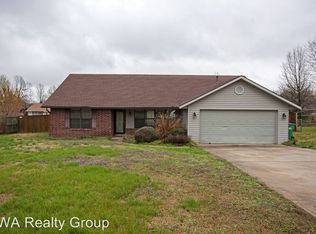 1417 Jims Pl, Springdale, AR 72762