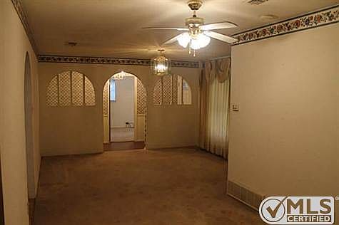 3rd image of 5659 Odessa Ave
