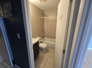 1931 S 7th St Floor 3, Philadelphia, PA 19148