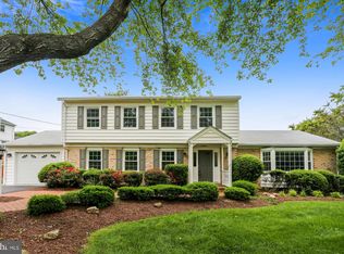 17508 Wheat Fall Dr, Derwood, MD 20855