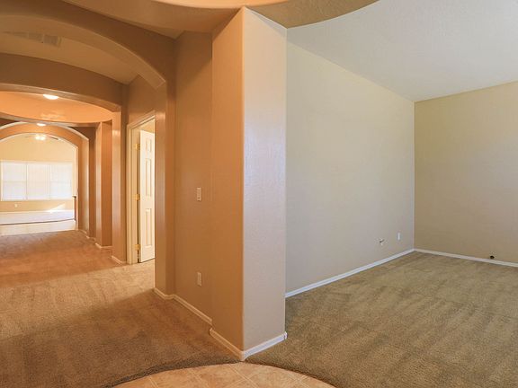 5th image of 11613 N 151st Dr