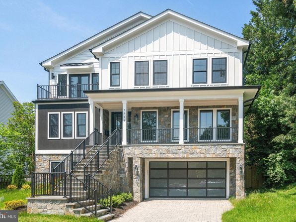 4929 34th Rd N
