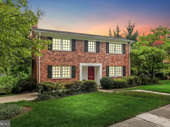 5412 Linden Ct, Bethesda, MD 20814