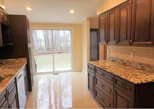 5th image of 12242 Tildenwood Dr